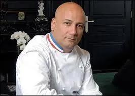 Ce chef mdiatique est triplement toil depuis 2007.