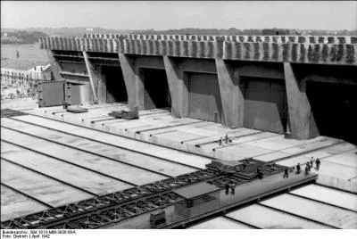 Les 09 et 10 mai, les troupes allemandes capitulent occupant encore des villes franaises se rendent. Quelles sont ces villes ?