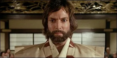 Quel acteur américain joue dans la série japonaise "Shogun" ?