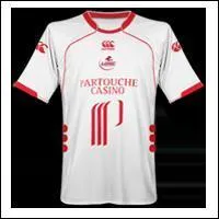  qui appartient ce maillot ?