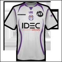  qui appartient ce maillot ?