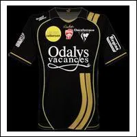  qui appartient ce maillot ?