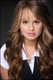  part  Appelez-moi DJ Rebel , dans quelle srie ou mission a-t-elle jou ?