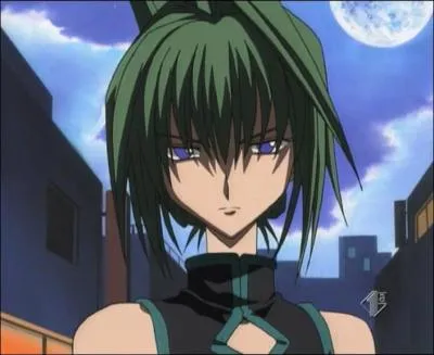 Comment s'appelle la sur de cet nigmatique garon ?