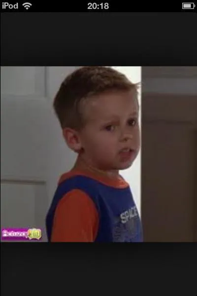 Qui est le parrain de James ?