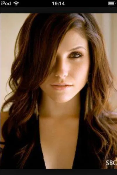 Qui est mari  Brooke Devis ?