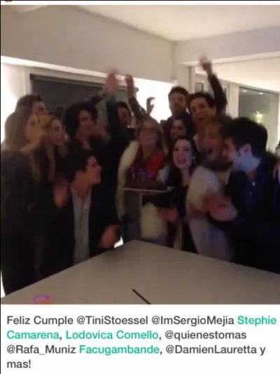 tait-il prsent  l'anniversaire de Tini ?