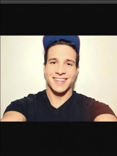 Parle-t-il bien espagnol ?