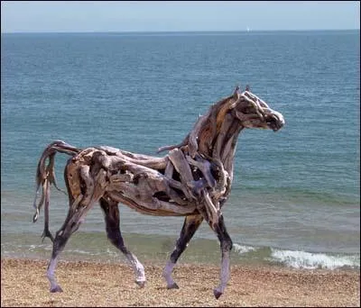 De quoi est constitu ce cheval qui parat bien vivant ?