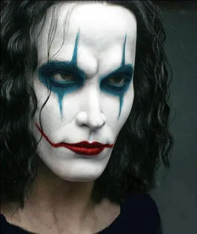 Mars : Lors du tournage de quel film Brandon Lee est-il d&eacute;c&eacute;d&eacute; ?