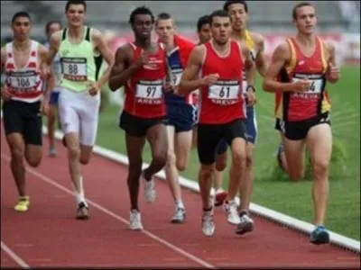 Les courses de fond sont des preuves dont la distance est suprieure  ...