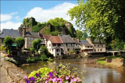 A quelle fte assisterez-vous dans le splendide village corrzien de Sgur-le-Chteau au mois d'aot ?