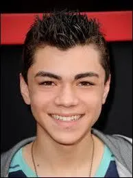 Quelle est la date de naissance d'Adam Irigoyen ?