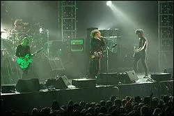 Le groupe The Cure s'est formé en quelle année ?