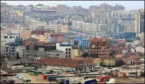 Le Kossovo non reconnu par la Serbie ainsi que par de nombreux pays orthodoxes a pour capitale :