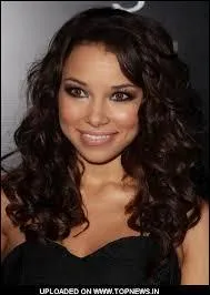 Qui joue Tami, la meilleure amie de Mary ?