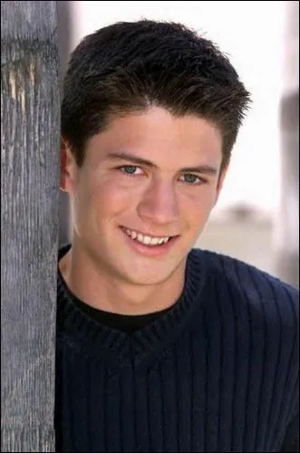 Quel est le deuxième prénom de Nathan ?