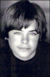 Qui est ce beau chanteur ?