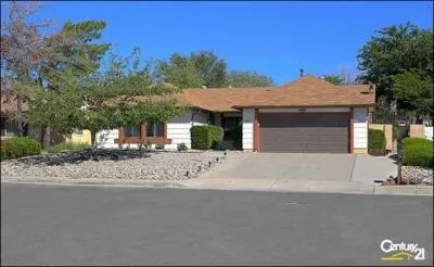  quelle adresse habite la famille White ?