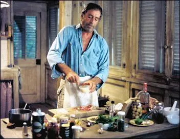 Lorsqu'Yves Montand russit  convaincre Nelly-Catherine Deneuve  venir dner le dernier soir sur son le, quel plat lui prpare-t-il ?