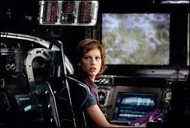 Le noyau de la Terre ne tourne plus rond. Une quipe part le rparer. Quel est ce film (2003) de Jon Amiel ?