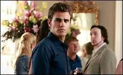 O se trouve Stefan  la fin de la saison ?