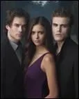 Qui Elena choisit-elle entre Damon et Stefan ?