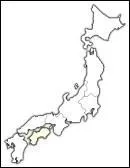 Reconnatrez-vous ce pays reprsent ici dans sa position classique ? (voir photo : )