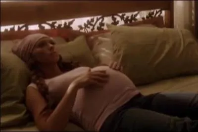 Avec qui va-t-elle lever l'enfant qu'elle a eu avec Jim avant qu'il dcde ?