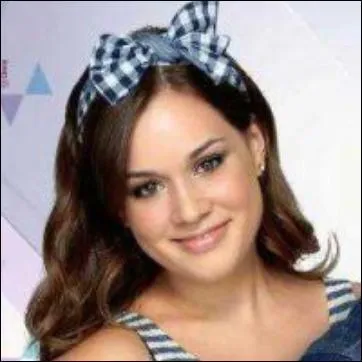 Qui est cette jolie fille ?