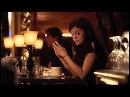 Par qui Katie a-t-elle t force ?