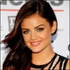 Tony se cre le personnage de Ravi, mais Katie le dcouvre et le menace de tout dire s'il ne garde pas Victor pour qu'elle aille  la soire dansante, mais Victor dcouvre tout, comment ?