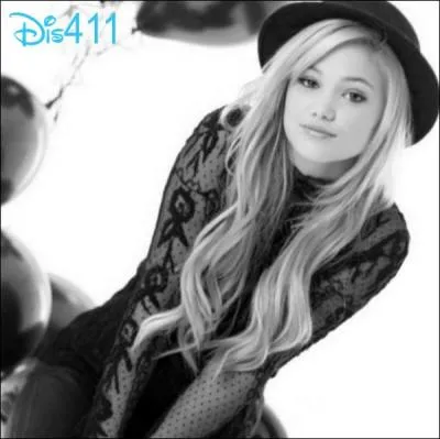 Et pour terminer dans quelle srie joue-t-elle depuis 2014 ?