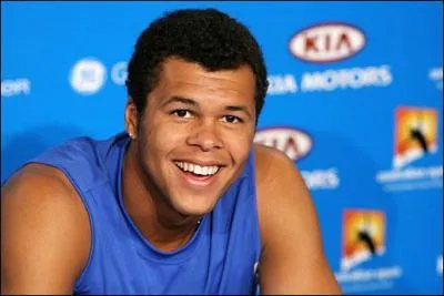 Il s'appelle Jo-Wilfried Tsonga, il est :