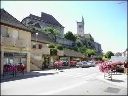 Nous traversons la ville Isroise de Morestel. Nous sommes donc en rgion ...