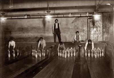 Sous sa forme actuelle, de quel pays est originaire le bowling (depuis 1841) ?