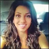 Dans quelle chanson est-elle en duo avec Canardo ?