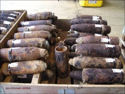 L'armée avait toujours besoin de plus de munitions ; à l'approche de la victoire, en 1918, on en produisait...