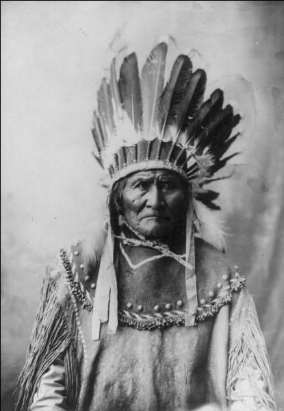 De quel tribu Geronimo, chef indien d'Amérique du Nord, était-il ?
