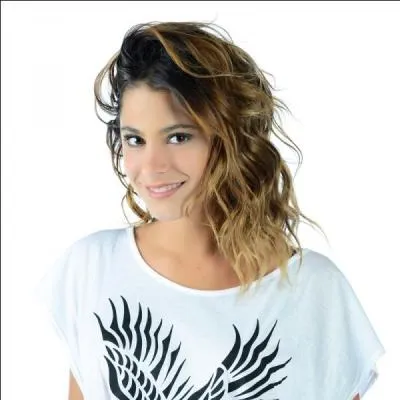 Quels sont les vrais nom et prnom de Violetta ?