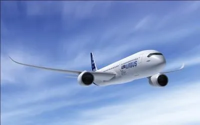 C'est parti pour notre tour du monde ! Vous voilà à l'aéroport Saint-Exupéry, mais dans quelle ville se situe-t-il ?