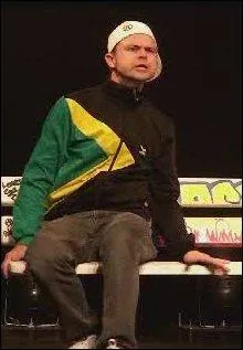 Les Lascars gays est le nom d'un duo d'humoristes compos de Majid Berhila (Ryan) et Hugues Duquesne (Steeve).