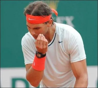 Quels sont ses tics ?