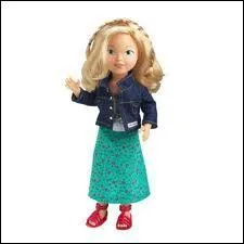 Quel est le nom de l'Australienne, passionne d'quitation et colocataire de Michelle, la fouineuse ?