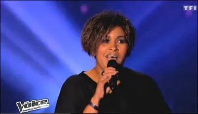 Quelle chanson a-t-elle chante aux auditions  l'aveugle ?