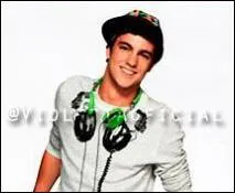 Comment s'appelle-t-il ?