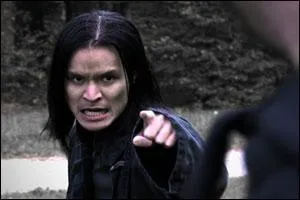 Pourquoi Ash se cache-t-il quand Judge Dead arrive ?