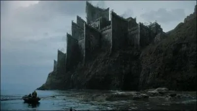 Quelle technique Tyrion Lannister a-t-il utilis pour prendre le dessus sur l'arme de Stannis lors de la bataille de la baie de la Nra ?