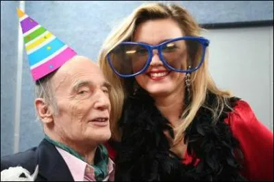 Cet humoriste suisse obtient un vritable succs en 1971 avec le spectacle  Et alors , jou au Thtre de la Michodire pendant treize mois. Il  doublait  Rantanplan dans les dessins ani