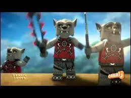 Contre qui est la tribu loup dans la saison 1 ?